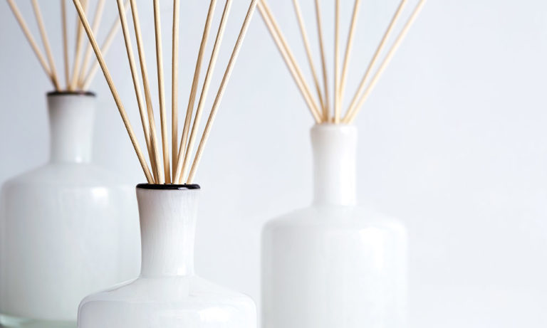 Diffuser Sticks: What They Are, How They Work, and Which to Choose